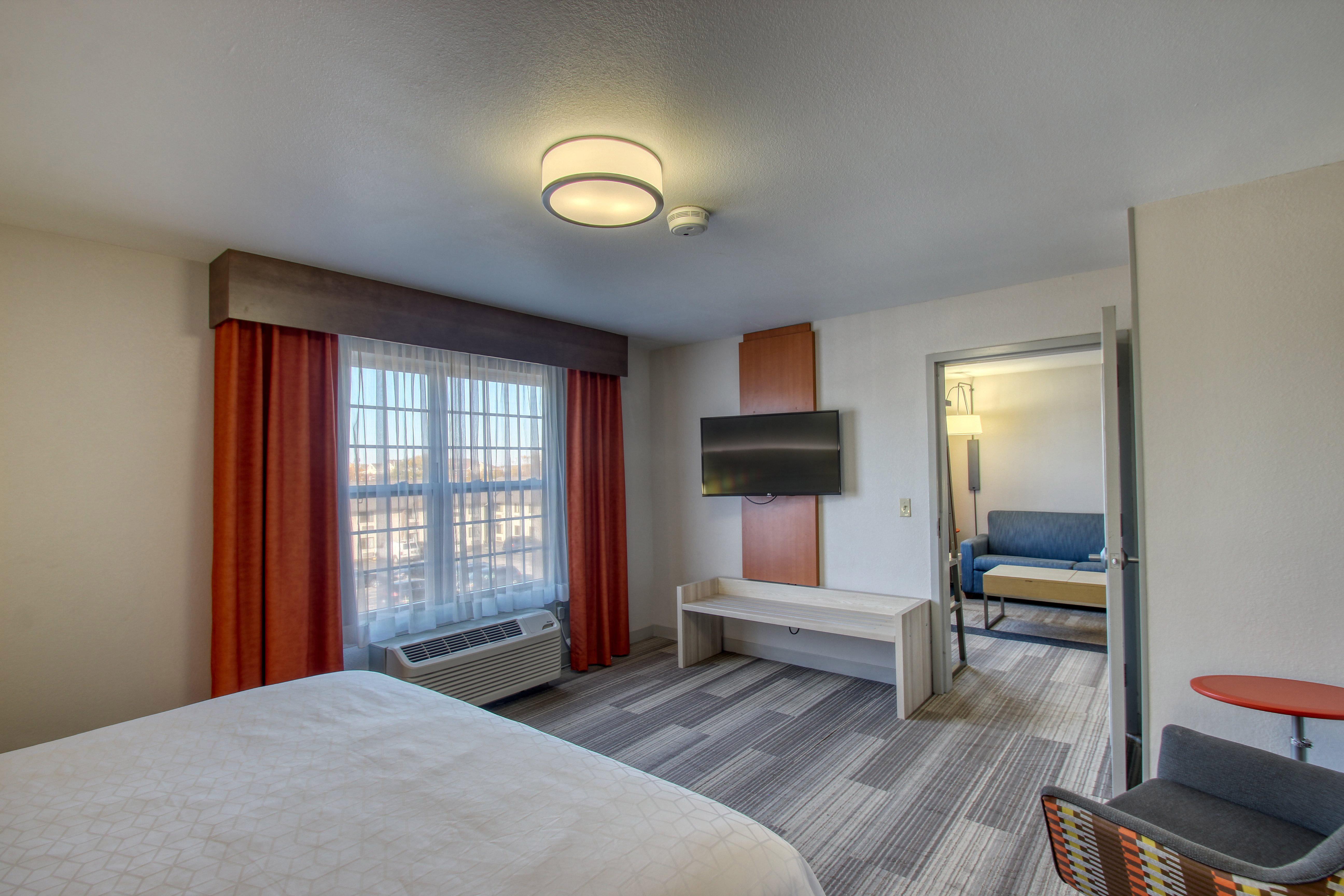 Holiday Inn Express Hotel & Suites Milwaukee Airport By Ihg Exterior foto