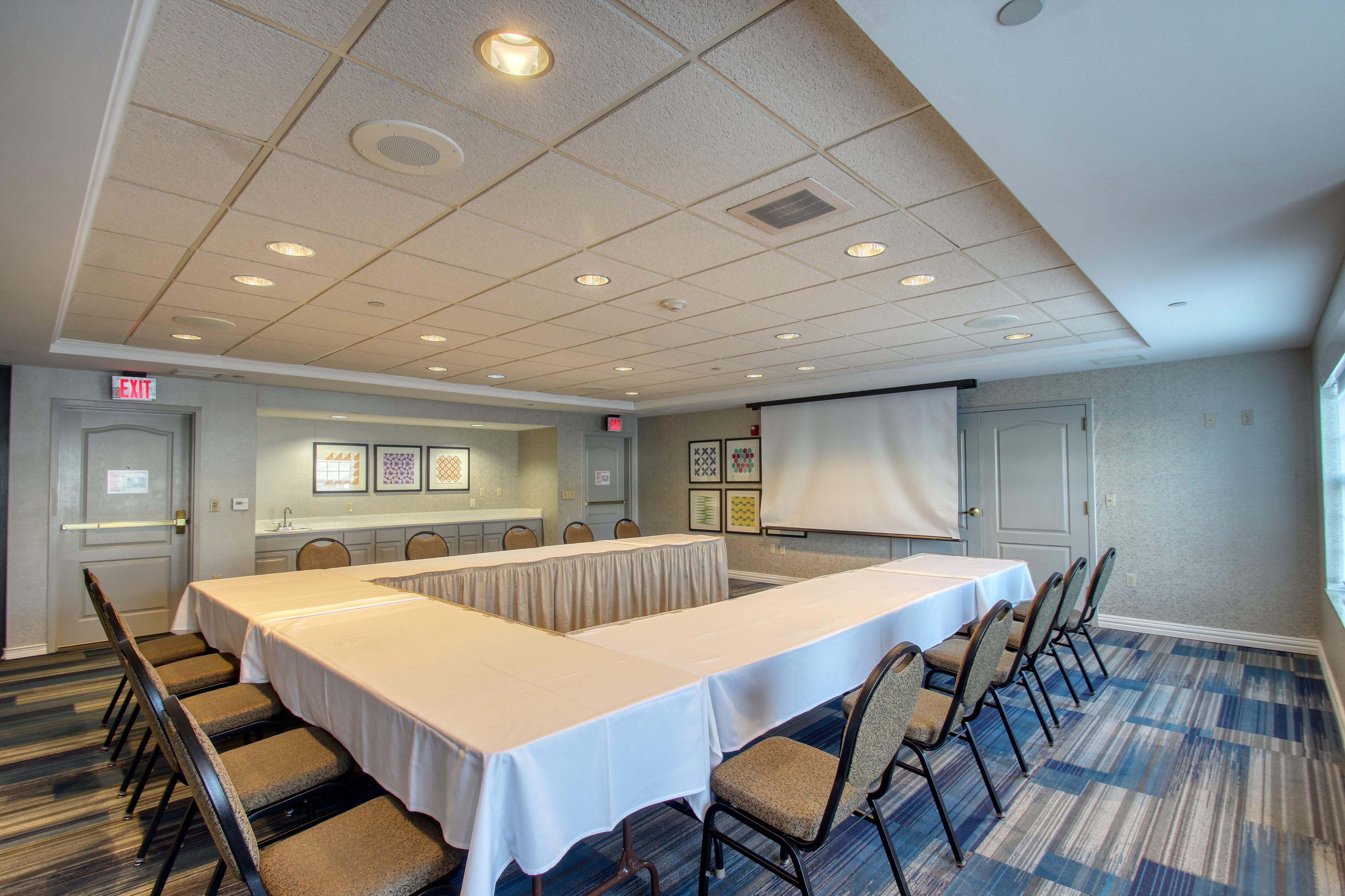 Holiday Inn Express Hotel & Suites Milwaukee Airport By Ihg Exterior foto
