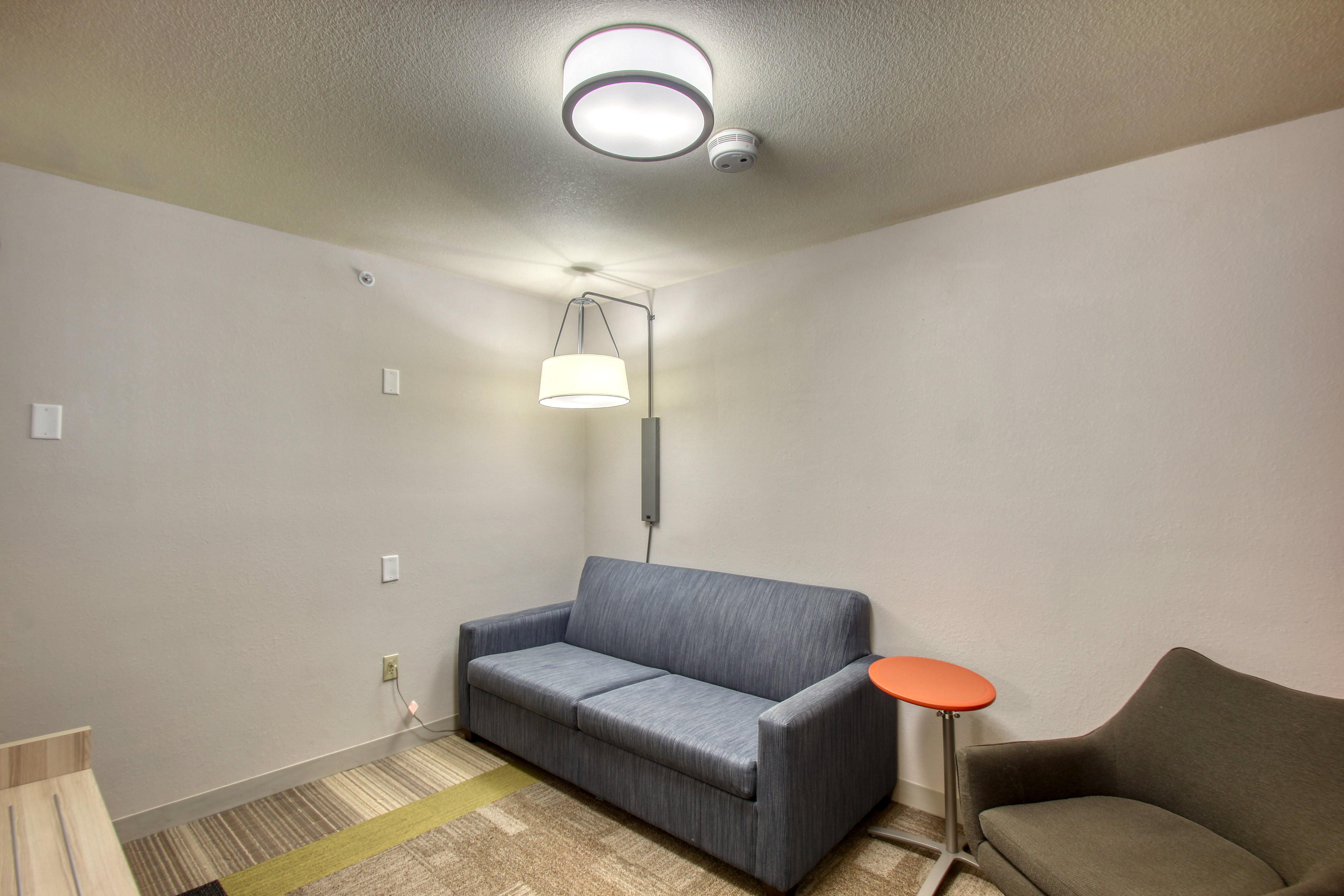 Holiday Inn Express Hotel & Suites Milwaukee Airport By Ihg Exterior foto